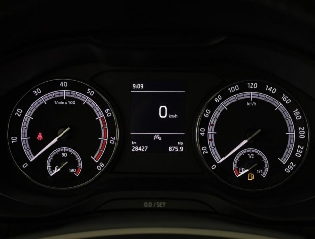 Škoda Karoq  1.0 TSI Ambition