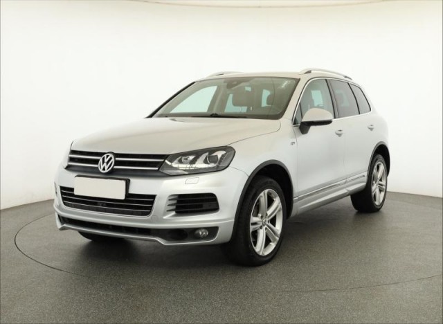 Volkswagen Touareg  3.0 TDI R-Line