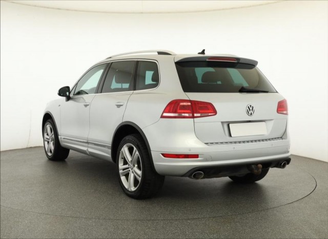 Volkswagen Touareg  3.0 TDI R-Line