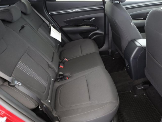 Hyundai Tucson  1.6 T-GDI 48V MHEV Smart