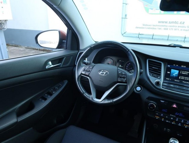 Hyundai Tucson  2.0 CRDi 