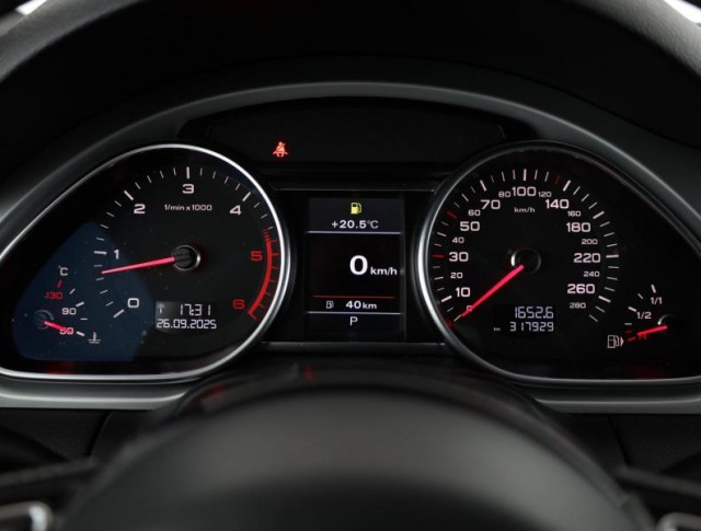 Audi Q7  3.0 TDI S-Line