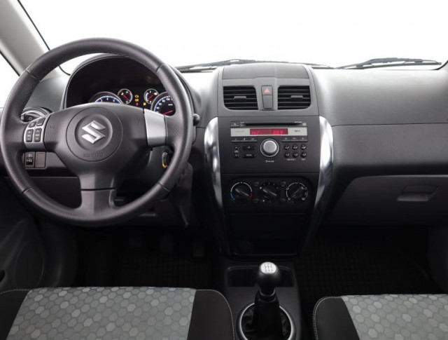 Suzuki SX4  1.6 VVT 