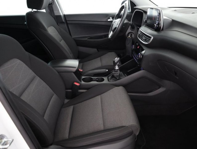 Hyundai Tucson  1.6 T-GDI Trikolor