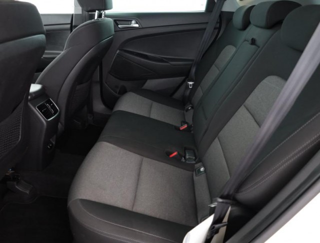 Hyundai Tucson  1.6 T-GDI Trikolor