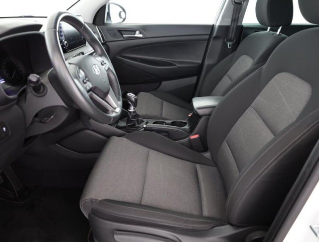 Hyundai Tucson  1.6 T-GDI Trikolor