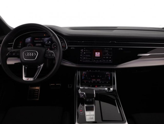 Audi Q7  50 TDI S-Line