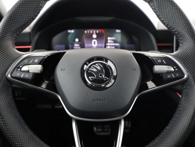 Škoda Kamiq  1.0 TSI Drive