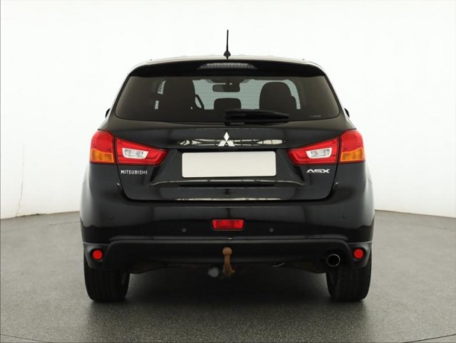 Mitsubishi ASX  2.2 DI-D 