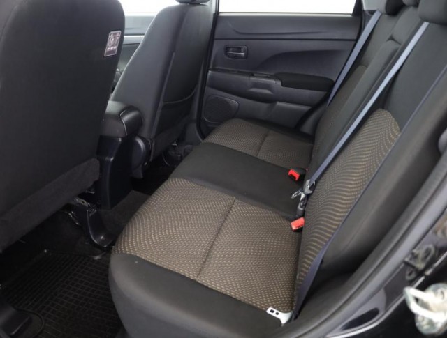 Mitsubishi ASX  2.2 DI-D 