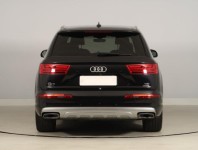 Audi Q7  3.0 TDI S-Line