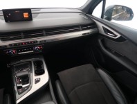 Audi Q7  3.0 TDI S-Line