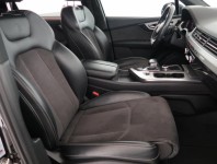 Audi Q7  3.0 TDI S-Line