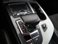Audi Q7  3.0 TDI S-Line
