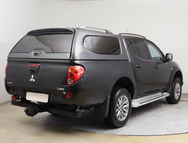 Mitsubishi L200  2.5 DI-D 