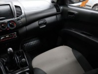 Mitsubishi L200  2.5 DI-D 
