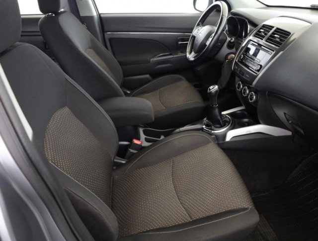 Mitsubishi ASX  1.6 MIVEC 