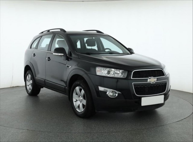 Chevrolet Captiva  2.4 i 