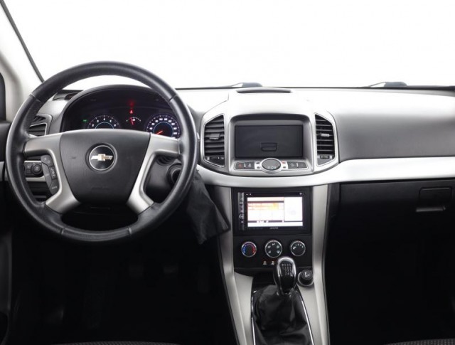 Chevrolet Captiva  2.4 i 