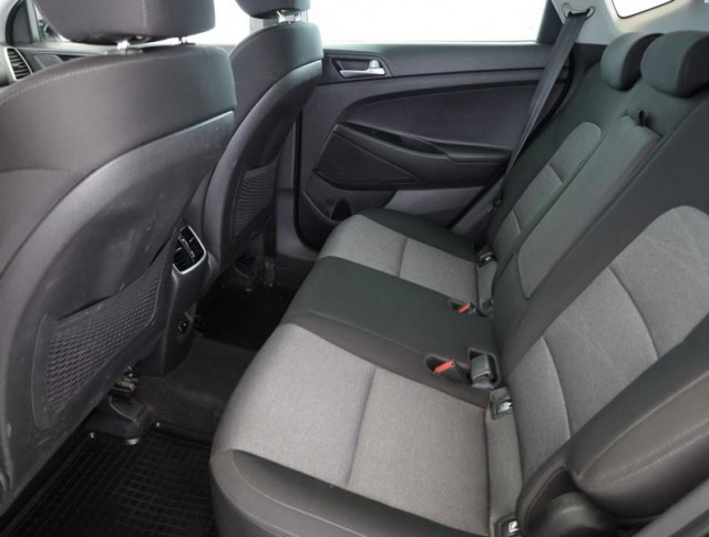 Hyundai Tucson  1.6 CRDi 