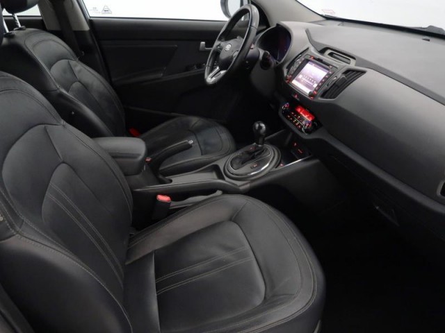 Kia Sportage  2.0 CRDi Spirit