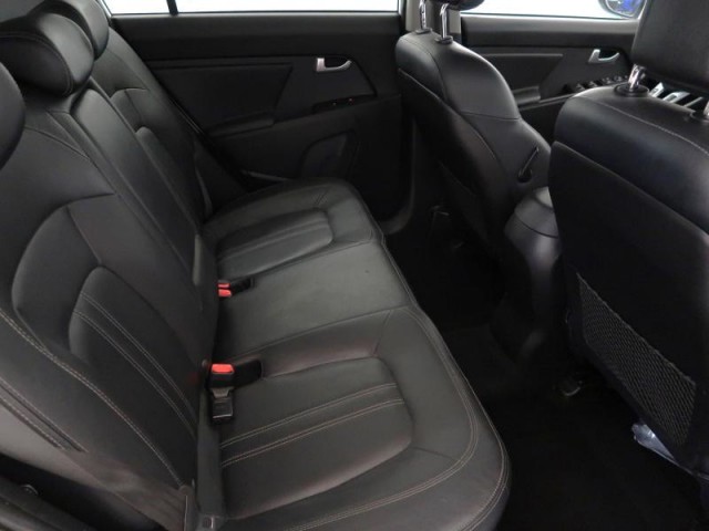 Kia Sportage  2.0 CRDi Spirit