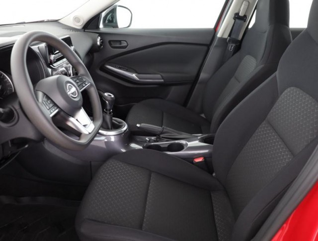 Nissan Juke  1.0 DIG-T 