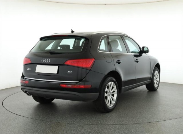 Audi Q5  2.0 TDI 