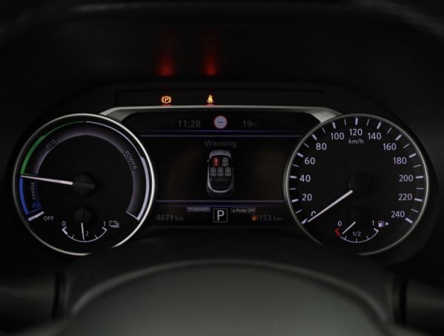 Nissan Juke  1.6 Hybrid 