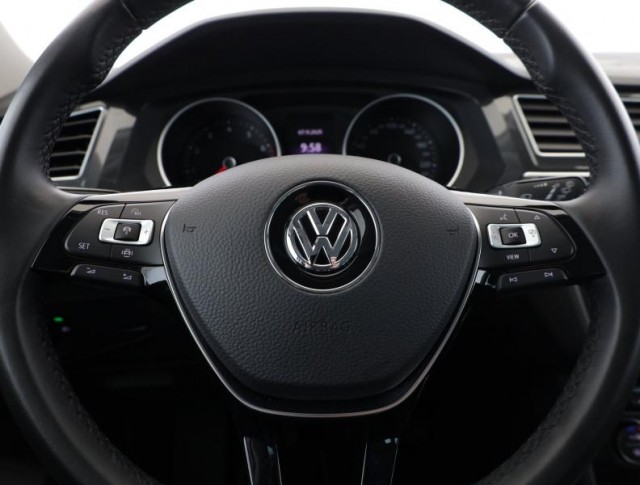Volkswagen Tiguan  1.5 TSI 