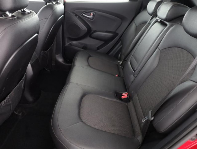 Hyundai ix35  1.6 GDI Trikolor Plus