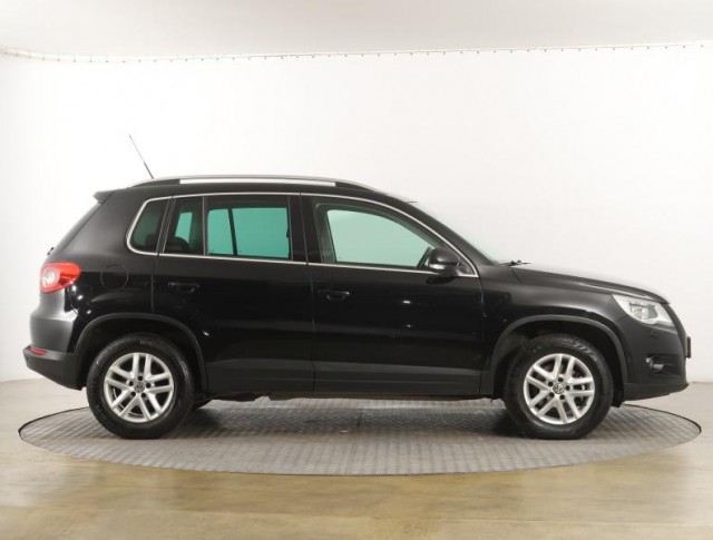 Volkswagen Tiguan  2.0 TDI 
