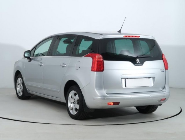 Peugeot 5008  1.6 BlueHDi 