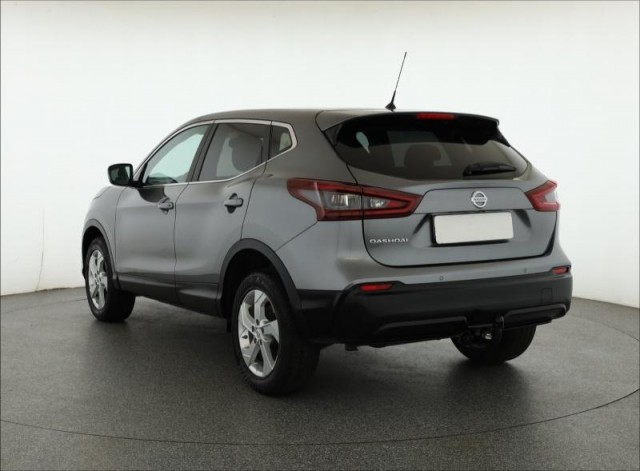 Nissan Qashqai  1.3 DIG-T 