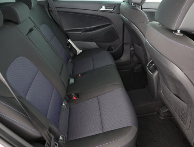 Hyundai Tucson  1.7 CRDi 