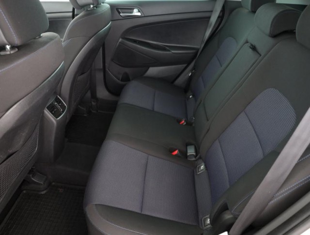 Hyundai Tucson  1.7 CRDi 