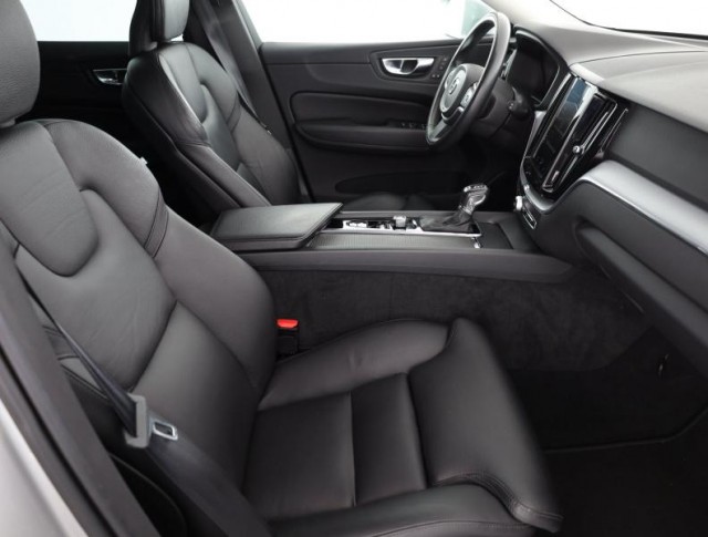 Volvo XC60  T5 AWD 