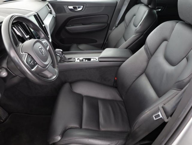 Volvo XC60  T5 AWD 