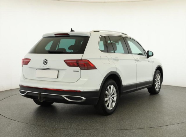 Volkswagen Tiguan  2.0 TDI Elegance