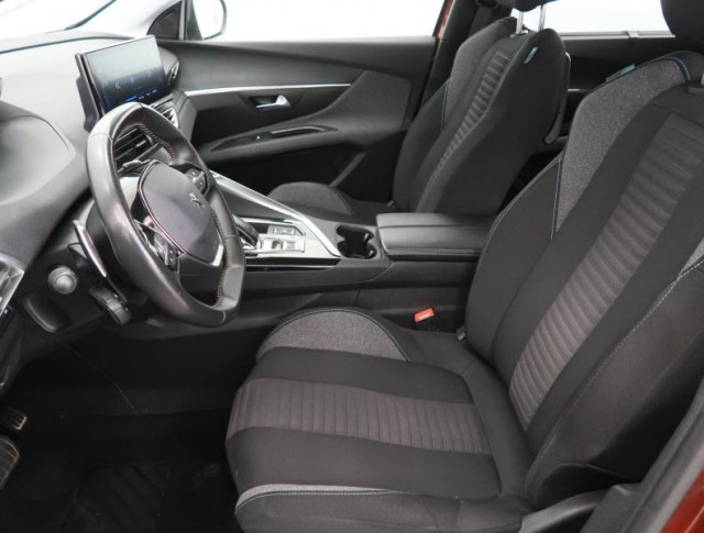 Peugeot 5008  1.5 BlueHDi 