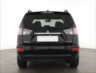Mitsubishi Outlander  2.2 DI-D Instyle