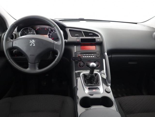 Peugeot 3008  1.6 VTi 