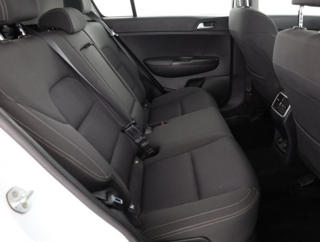 Kia Sportage  1.7 CRDi 