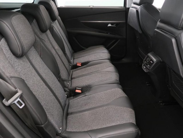 Peugeot 5008  PureTech 130 Allure