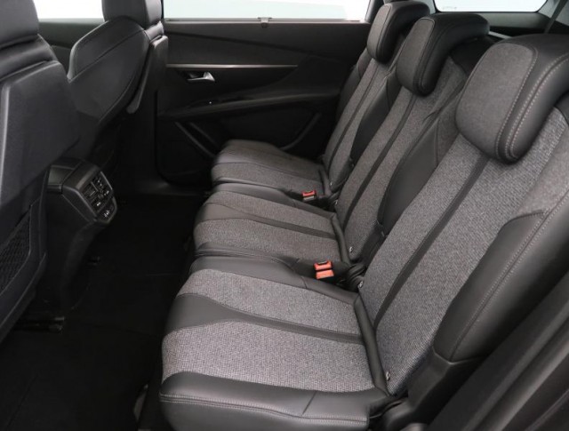 Peugeot 5008  PureTech 130 Allure