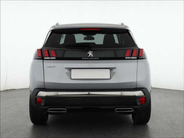 Peugeot 3008  1.5 BlueHDi 