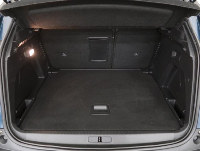 Peugeot 3008  1.5 BlueHDi 