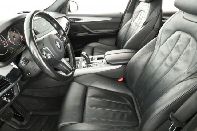 BMW X5  xDrive30d M Paket