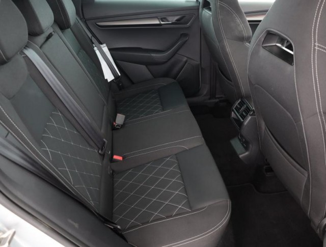 Škoda Karoq  1.5 TSI Sportline