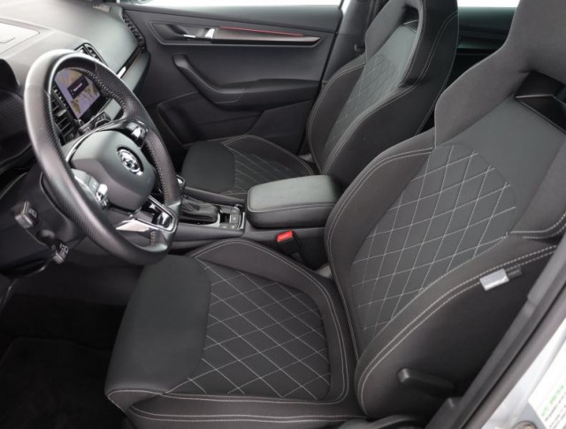 Škoda Karoq  1.5 TSI Sportline